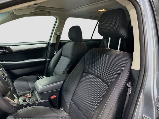 2018 Subaru Outback 2.5i Premium 1 OWNER CLEAN CARFAX!