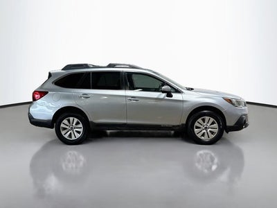 2018 Subaru Outback 2.5i Premium 1 OWNER CLEAN CARFAX!