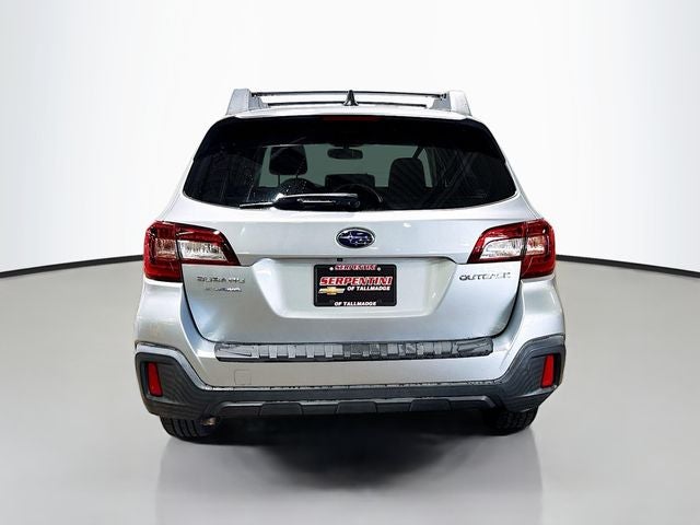 2018 Subaru Outback 2.5i Premium 1 OWNER CLEAN CARFAX!
