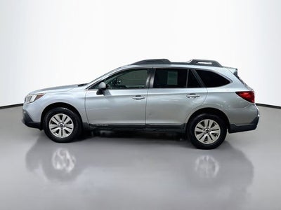 2018 Subaru Outback 2.5i Premium 1 OWNER CLEAN CARFAX!