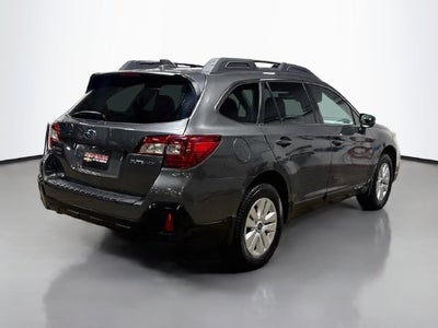 2019 Subaru Outback 2.5i Premium AWD!