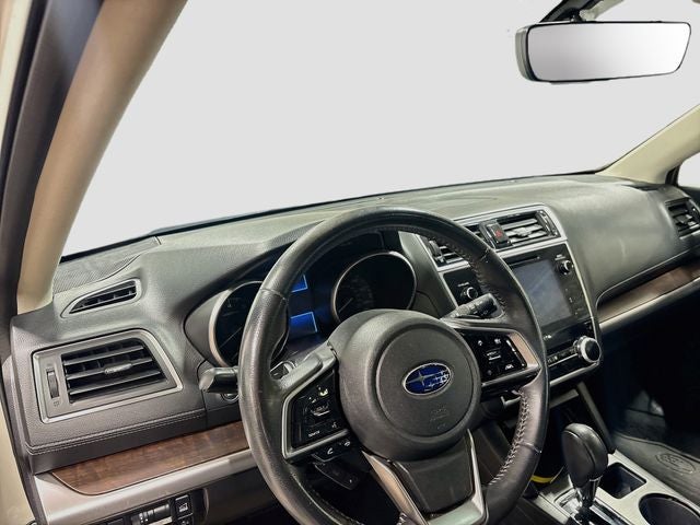 2018 Subaru Outback 2.5i Limited W/ SUNROOF