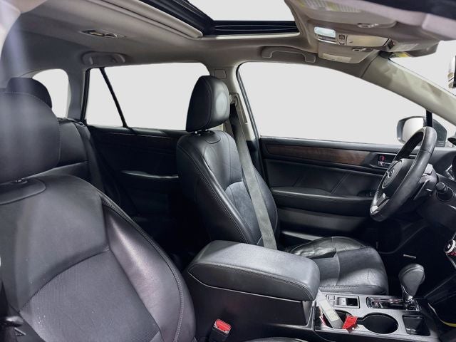 2018 Subaru Outback 2.5i Limited W/ SUNROOF