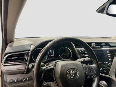 2019 Toyota Camry SE W/ MOONROOF