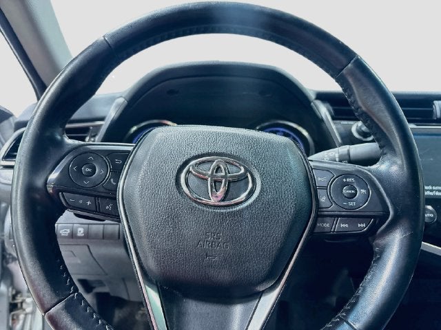 2019 Toyota Camry SE W/ MOONROOF