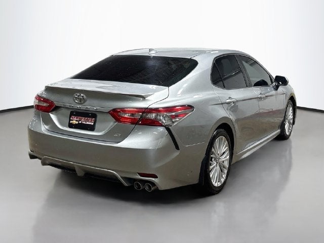 2019 Toyota Camry SE W/ MOONROOF