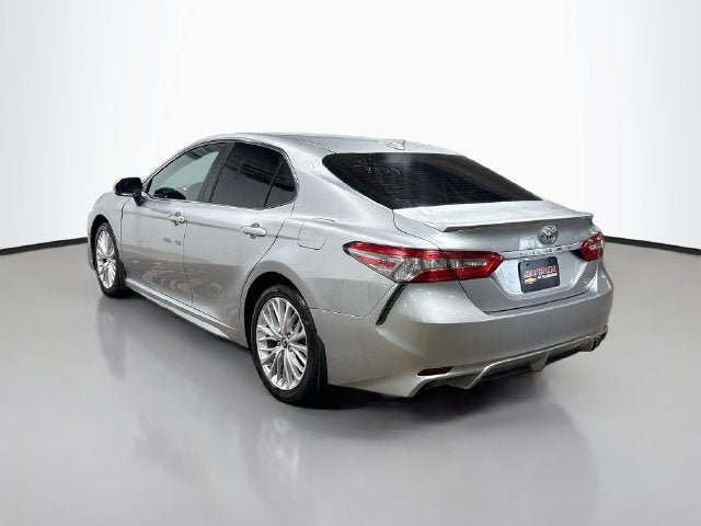 2019 Toyota Camry SE W/ MOONROOF