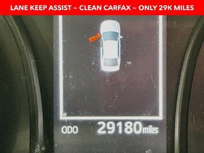 2019 Toyota Camry LE W/ CLEAN CARFAX