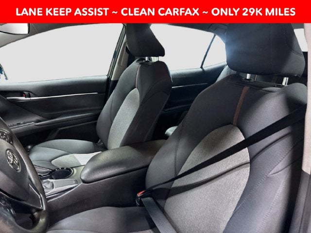 2019 Toyota Camry LE W/ CLEAN CARFAX