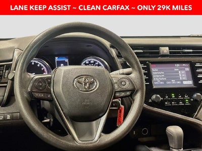 2019 Toyota Camry LE W/ CLEAN CARFAX