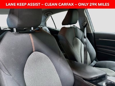 2019 Toyota Camry LE W/ CLEAN CARFAX