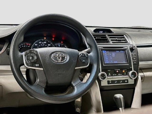 2013 Toyota Camry LE CLEAN CARFAX!