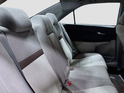 2013 Toyota Camry LE CLEAN CARFAX!