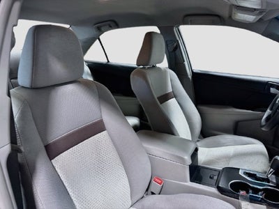 2013 Toyota Camry LE CLEAN CARFAX!