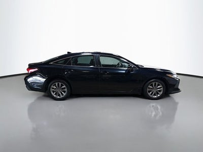 2019 Toyota Avalon XLE W/ ADAPTIVE CRUISE