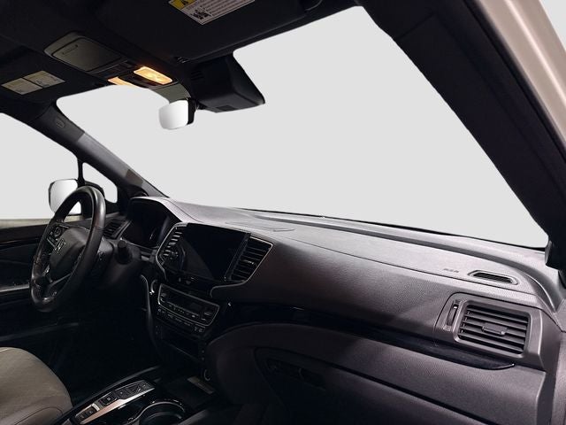 2021 Honda Passport Elite W/ MOONROOF