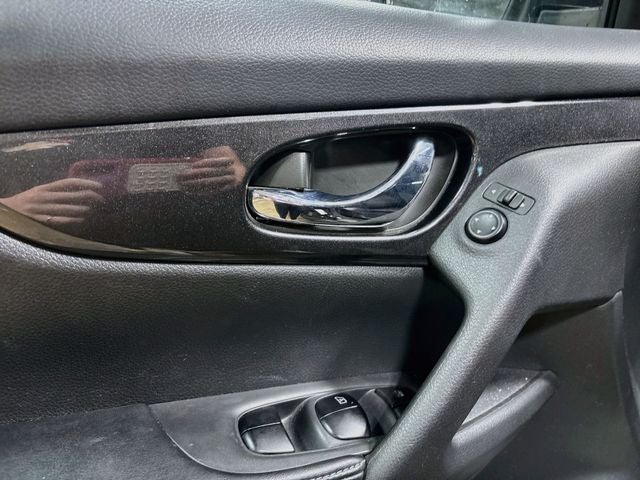 2017 Nissan Rogue SV AWD