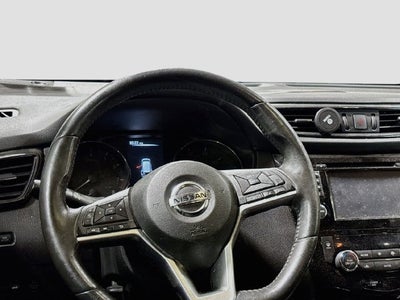 2017 Nissan Rogue SV W/ PANORAMIC SUNROOF