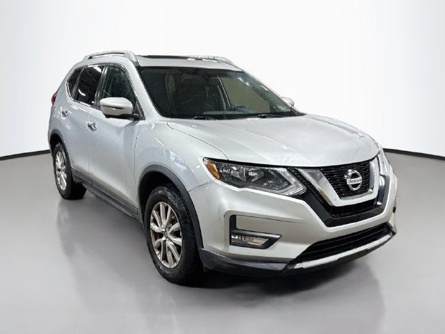 2017 Nissan Rogue SV W/ PANORAMIC SUNROOF