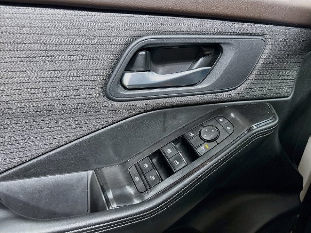 2021 Nissan Rogue SV 1 OWNER CLEAN CARFAX!
