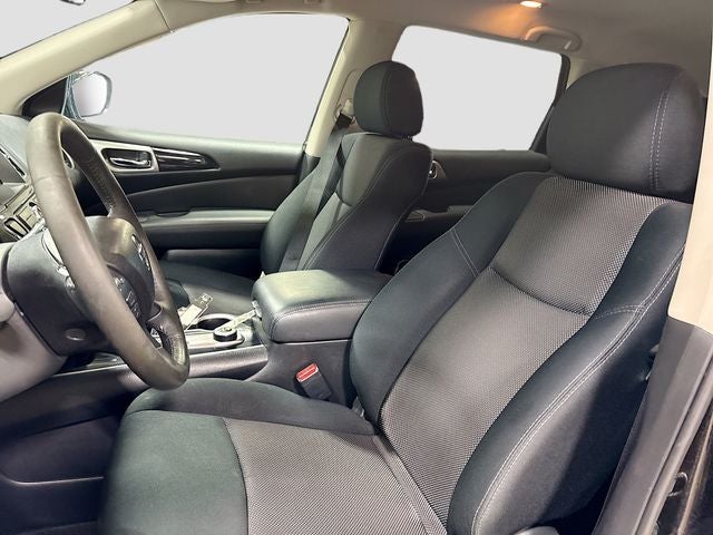 2018 Nissan Pathfinder SV 1 OWNER!