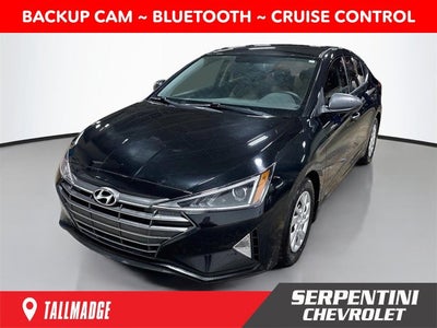 2019 Hyundai Elantra SE W/ BACKUP CAM