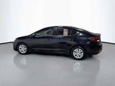 2019 Hyundai Elantra SE W/ BACKUP CAM