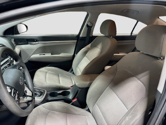 2019 Hyundai Elantra SE W/ BACKUP CAM