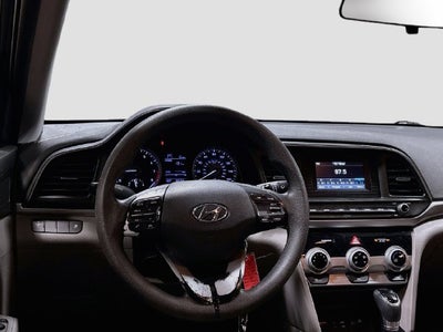 2019 Hyundai Elantra SE W/ BACKUP CAM