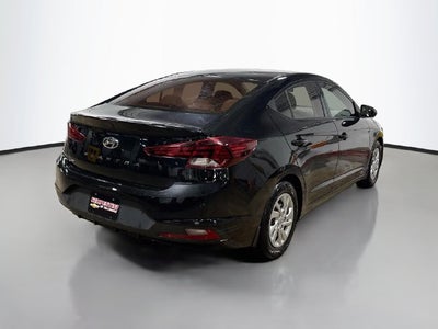 2019 Hyundai Elantra SE W/ BACKUP CAM