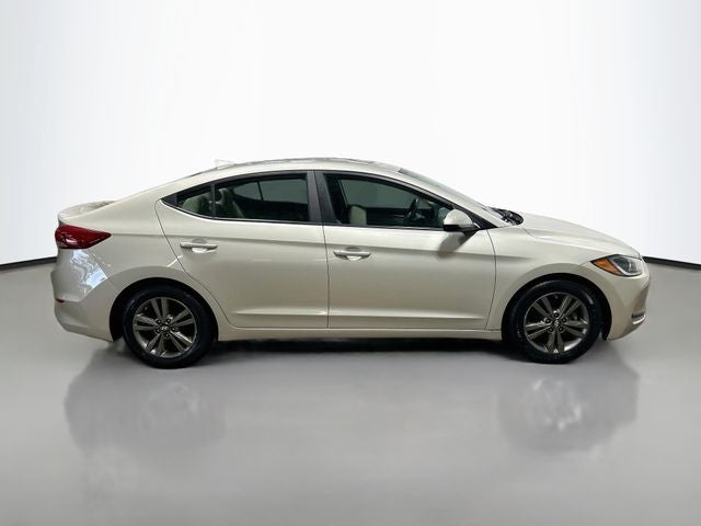 2017 Hyundai Elantra SE 64K MILES!