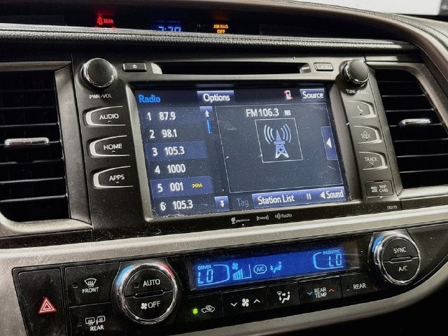 2017 Toyota Highlander XLE W/ SUNROOF
