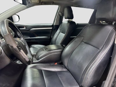 2017 Toyota Highlander XLE W/ SUNROOF