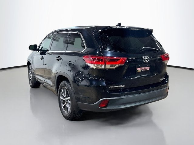 2017 Toyota Highlander XLE W/ SUNROOF