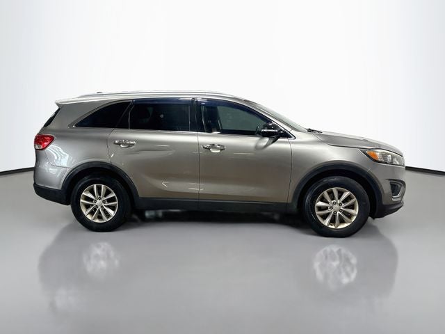 2016 Kia Sorento LX CLEAN CARFAX!