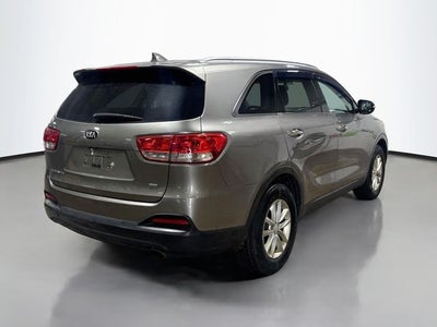2016 Kia Sorento LX CLEAN CARFAX!
