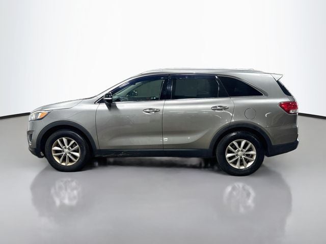 2016 Kia Sorento LX CLEAN CARFAX!