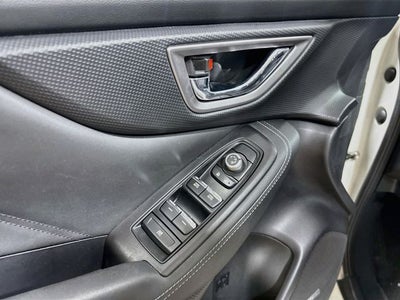 2019 Subaru Forester Limited W/ HTD SEATS + NAV!