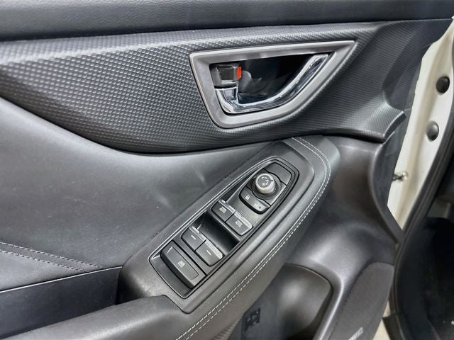 2019 Subaru Forester Limited W/ HTD SEATS + NAV!