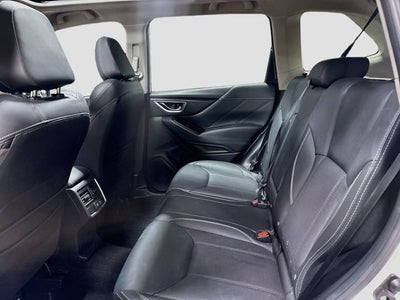 2019 Subaru Forester Limited W/ HTD SEATS + NAV!