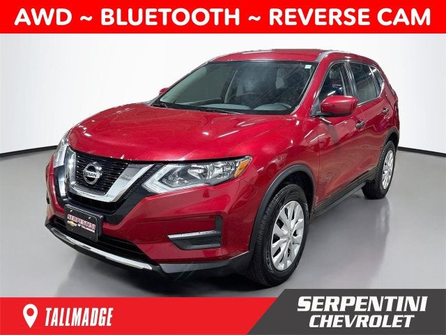 2017 Nissan Rogue S AWD!