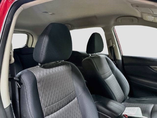 2017 Nissan Rogue S AWD!