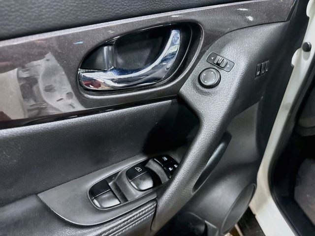 2019 Nissan Rogue SV 1 OWNER!!