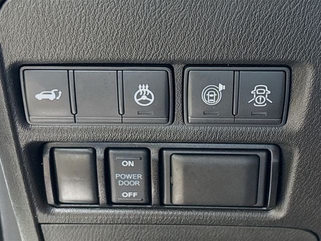2020 Nissan Armada Platinum W/ MOONROOF + NAV