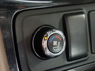 2020 Nissan Armada Platinum W/ MOONROOF + NAV