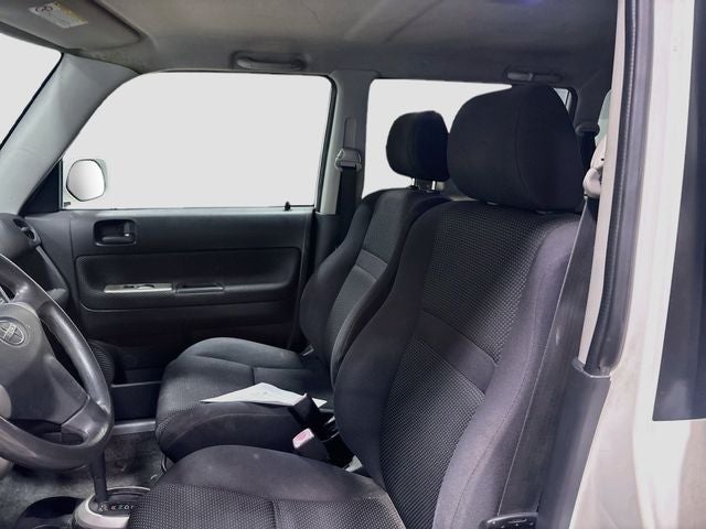 2005 Scion xB Base CLEAN CARFAX!