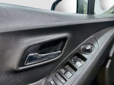 2020 Chevrolet Trax LS CLEAN CARFAX!