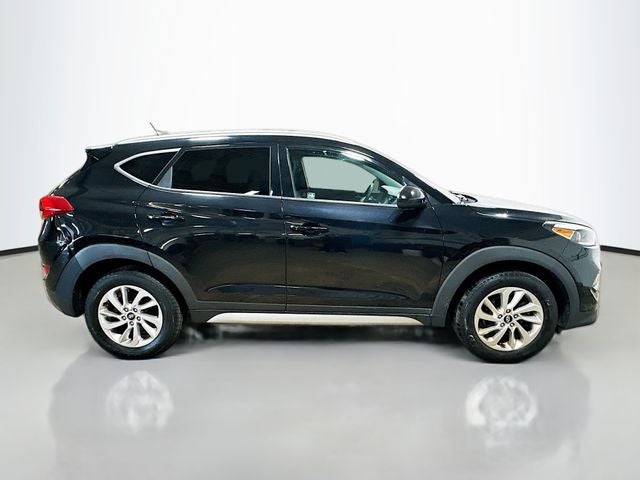 2017 Hyundai Tucson SE AWD W/ BACKUP CAM