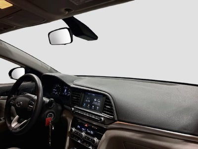 2020 Hyundai Elantra SEL W/ BLIND SPOT ALERT