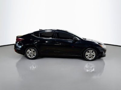 2020 Hyundai Elantra SEL W/ BLIND SPOT ALERT